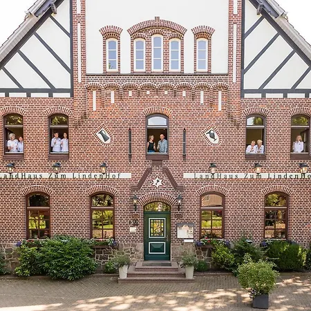 Gasthof Zum Lindenhof 4*